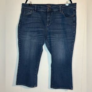 Old Navy The Flirt jean capris size 18
